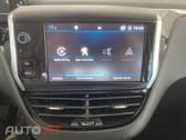 Peugeot 208 1.2 PureTech Signature