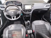 Peugeot 2008 1.2 PureTech Allure