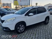 Peugeot 2008 1.2 PureTech Style