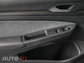 Volkswagen Golf 1.5 eTSI OPF DSG R-Line