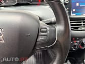 Peugeot 2008 1.2 e-VTi Style