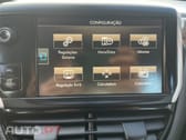 Peugeot 2008 1.2 PureTech Allure EAT6
