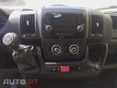 Peugeot Boxer 2.2 BLUE HDI ( CX CARGA BASCULANTE TRASEIRA)