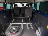 Ford Transit Custom Adaptada p/ 3 cadeiras de rodas