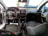 Peugeot 208  Puretech 82 Stop Start Signature