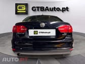 Volkswagen Jetta 1.6 TDI Advance BlueMotion