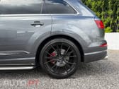 Audi Q7 3.0 TDI quattro tiptronic 7L