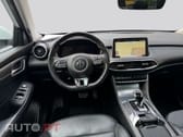 MG EHS PHEV Hybrid Luxury
