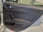 Peugeot 208 1.2 STYLE
