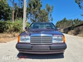 Mercedes-Benz 230 Outro