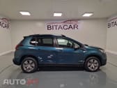 Peugeot 2008 1.2 PURETECH STYLE