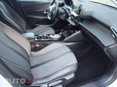 Peugeot 208 PureTech 100 EAT8 Allure