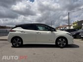 Nissan Leaf N-Connecta Two Tone
