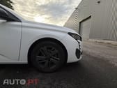 Peugeot 308 1.2 PureTech Allure EAT8