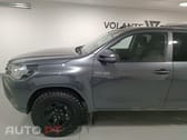Toyota Hilux Xtra Cab 2.4 D-4D DLX+ 4WD M/T