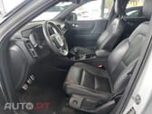 Volvo XC40 1.5 T2 Momentum Plus