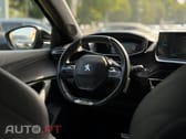 Peugeot E-2008 50 kWh GT