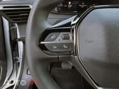 Peugeot E-2008 50 kWh Allure Pack