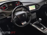 Peugeot 308 1.2 PureTech Allure Faróis Full LED