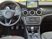 Mercedes-Benz CLA 180 BlueEFFICIENCY) Urban