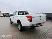 Mitsubishi L200 2.4 DI-D CD Invite 4WD