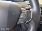Peugeot 208 1.2 PureTech Signature