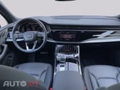 Audi Q7 55 TFSIe quattro S-LINE 