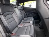 Porsche Taycan 4