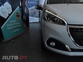 Peugeot 208 1.2 PureTech Signature