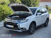 Mitsubishi Outlander 2.2 DI-D Instyle Navi