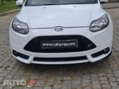 Ford Focus 2.0 EcoBoost ST c/ Pack Pele Desportiva