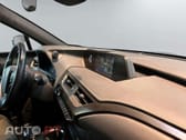 Lexus UX Business