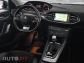 Peugeot 308 1.2 PureTech Allure Faróis Full LED