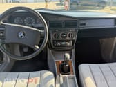 Mercedes-Benz 190 190D