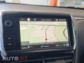Peugeot 208 1.2 PureTech Signature