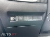 Peugeot 2008 1.2 Hybrid Allure e-DCS6