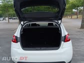 Peugeot 308 1.2 PureTech Allure EAT8