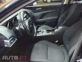 Jaguar XE 2.0 D Prestige