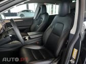 Tesla Model Y Long Range Tração Integral Premium