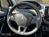 Peugeot 208 1.2 PureTech Signature