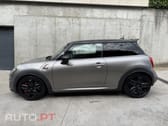 MINI Cooper John Cooper Works Auto Desportiva