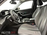 Peugeot 2008 1.5 BlueHDi Allure Pack