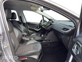 Peugeot 2008 1.2 PureTech Allure EAT6