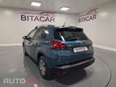 Peugeot 2008 1.2 PURETECH STYLE