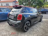 MINI Cooper John Cooper Works Auto Desportiva