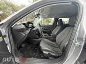 Peugeot E-2008 50 kWh Allure