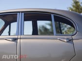 Jaguar S-Type 3.8