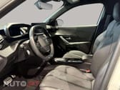 Peugeot E-2008 GT
