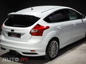 Ford Focus 2.0 EcoBoost ST c/ Pack Pele Desportiva