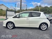 Toyota Yaris 1.5 HSD Square Collec.White